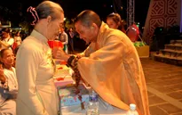 Đêm hội “Hoa đăng - báo hiếu” lung linh trên sông Hoài