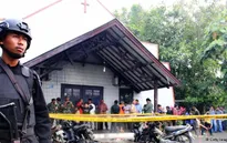 Nhà thờ ở Indonesia bị tấn công, bé gái 2 tuổi thiệt mạng