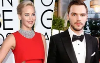 Jennifer Lawrence thân thiết với tình cũ điển trai