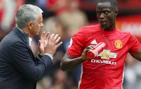 Trước derby Manchester lần 2, Quỷ đỏ mất trung vệ thép trong 2 tháng tới