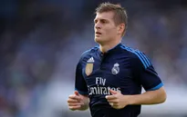 Toni Kroos ở lại Real Madrid đến năm 2022