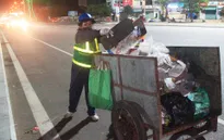 Lặng lẽ phận người mưu sinh trong đêm giao thừa