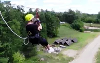 Mừng thọ 80 tuổi bằng... màn đu dây mạo hiểm