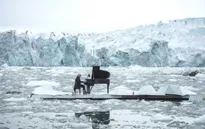Nghệ sĩ piano nổi tiếng Italy biểu diễn tại Bắc Cực