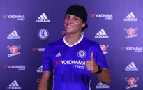 Bất chấp rủi ro, Conte vẫn để David Luiz đá trung vệ
