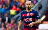 Barcelona thông báo gia hạn với Mascherano theo cách "khó đỡ"