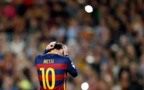 Những kịch bản điên rồ nhất: Barcelona trắng tay, Tottenham qua mặt Leicester