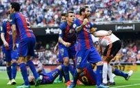 Vòng 9 La Liga: Valencia 2 - 3 Barcelona: Cuộc rượt đuổi nghẹt thở