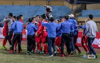 Ảnh: Than Quảng Ninh thắng kịch tính CLB Hà Nội, giành Siêu cúp Quốc gia 2016