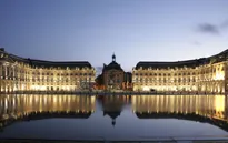 Tuyệt tác nghệ thuật khổng lồ giữa thành phố Bordeaux