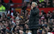 Bị tố lưu luyến Chelsea, Mourinho cáu tiết chửi thề