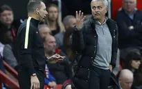 Mourinho lại bị FA "sờ gáy", Manchester United thêm rối