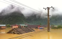 Mưa lũ gây thiệt hại lớn tại miền Trung, 32 người thiệt mạng