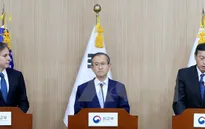Hàn - Mỹ - Nhật gây sức ép mạnh hơn với Triều Tiên