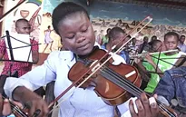 Hòa nhạc cổ điển tại... khu ổ chuột Kenya