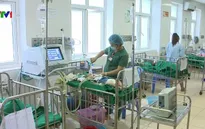 Người già, trẻ nhỏ nhập viện vì nắng nóng