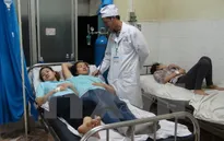 Điều tra nguyên nhân vụ 30 công nhân bị ngộ độc sau bữa trưa tại Bình Phước