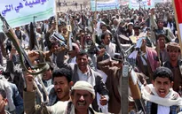 Yemen biểu tình phản đối vụ không kích của Saudi Arabia