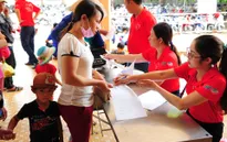 TTCE khám sàng lọc miễn phí cho trẻ em Trà Vinh