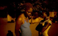 Nhiều phụ nữ Nigeria rơi vào vòng xoáy nạn buôn người
