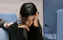 Nữ nô lệ tình dục của IS nghẹn ngào kể ký ức kinh hoàng