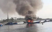 Nổ tàu cá trên biển, 3 người mất tích
