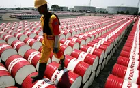 Giá dầu thế giới giảm nhẹ trước thềm OPEC nhóm họp