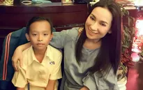 Cậu bé hát đám cưới thi Vietnam Idol Kids được Phi Nhung tài trợ tiền học