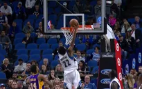 Andrew Wiggins dẫn dắt "đàn sói" bảo vệ Target Center