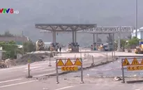 Nhiều trạm thu phí đặt không hợp lý gây bức xúc cho người dân