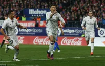 25 năm, Real Madrid mới dẫn đầu với cách biệt 4 điểm