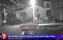 Mải dùng điện thoại, một phụ nữ rơi xuống sông tử vong ở Trung Quốc
