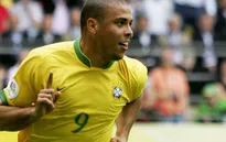 Không phải Real hay Inter, Ronaldo suýt nữa đã về Scotland chơi bóng