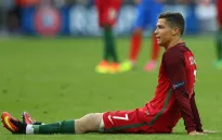 Cristiano Ronaldo chính thức ngồi ngoài trận tranh Siêu cúp châu Âu