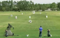 VIDEO: Rory Mcilroy tranh tài với robot