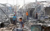 Hỏa hoạn dữ dội tại khu tị nạn Iraq, 70 căn lều bị thiêu rụi