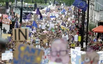 Biểu tình rầm rộ ở Anh phản đối Brexit