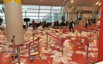 Sân bay Jeju, Hàn Quốc ngập rác vì du khách Trung Quốc?