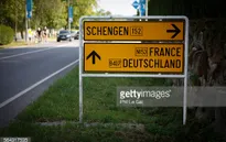 Báo chí toàn cảnh 31/1: Tương lai u ám của Hiệp ước Schengen
