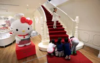 Khám phá nhà hàng Hello Kitty đầu tiên tại Thượng Hải, Trung Quốc