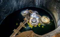 Choáng ngợp trước bảo tàng khổng lồ trong lòng đất tại Rumani