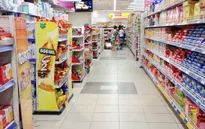"Bạo vì tiền" giúp siêu thị ngoại lấn lướt siêu thị nội