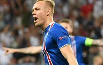 Người hùng EURO của Iceland bất ngờ có bến đỗ mới béo bở