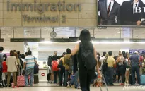 Du khách đến Singapore phải lấy dấu vân tay khi xuất nhập cảnh