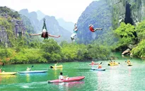 Quảng Bình mở tour du lịch kết hợp ca trù và du lịch mạo hiểm