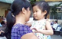 Sự sống mong manh của bé gái 4 tuổi bị ung thư máu