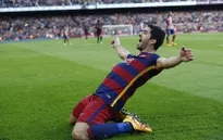 Suarez ghi bàn ở góc cực hẹp ấn định thắng lợi cho Barca