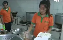 Hà Nội: Hỗ trợ suất ăn miễn phí cho các thí sinh