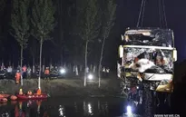 Trung Quốc: Tai nạn xe khách thảm khốc, 26 người thiệt mạng