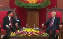 Tổng Bí thư tiếp Thủ tướng Lào